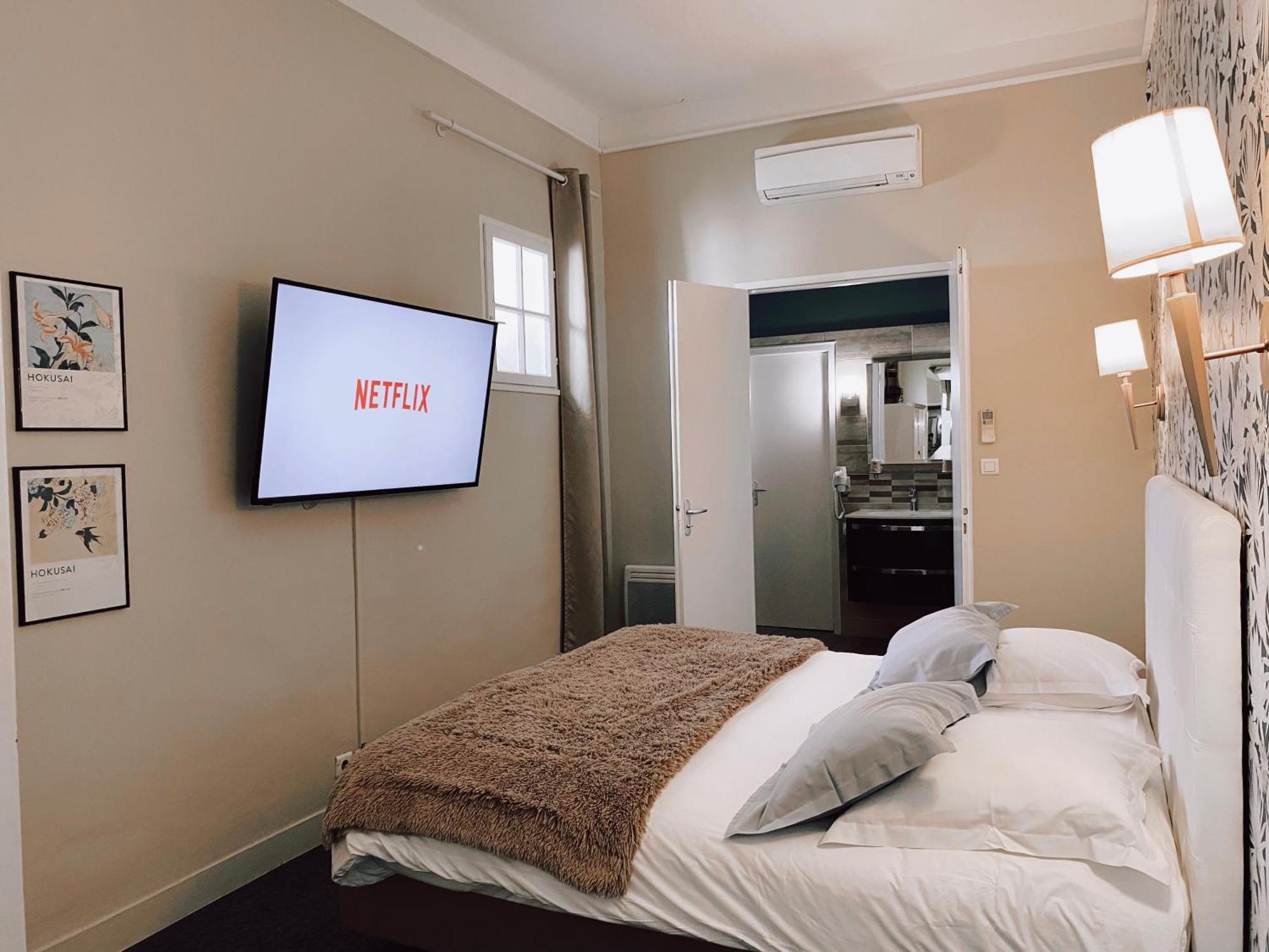Royal Hotel Nîmes Zewnętrze zdjęcie