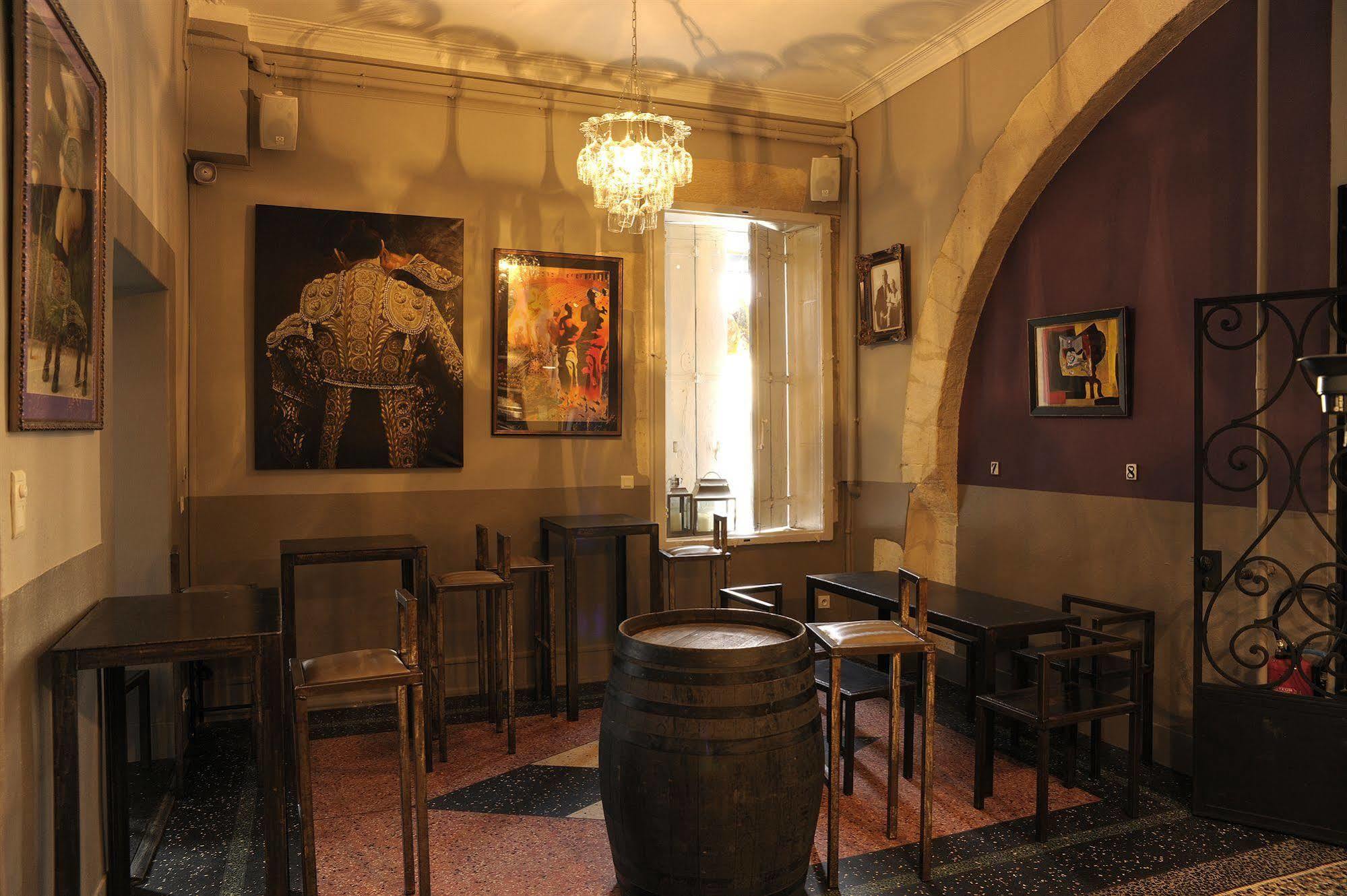 Royal Hotel Nîmes Zewnętrze zdjęcie